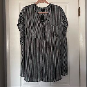 Torrid Georgette zip front dolman sleeve top